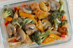 stir fry chicken with mushroom