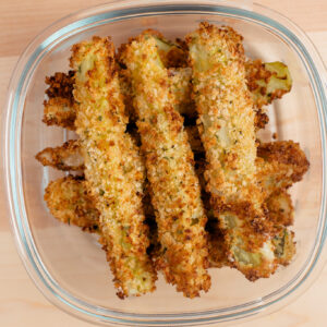 fried pickle spears